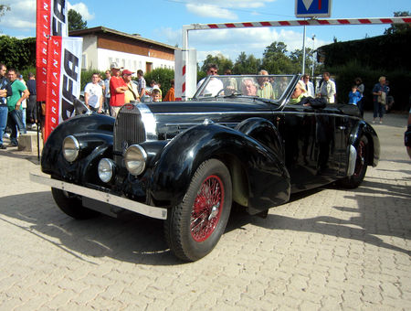 Bugatti_T57C_Stelvio_Gangloff_de_1938__Festival_Centenaire_Bugatti__02