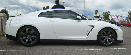 Nissan_skyline_GTR__Rencard_Vigie__03