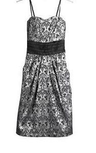 Robe_Naf_Naf_2010_noire__ajust_e__imprim_e_Jacquart