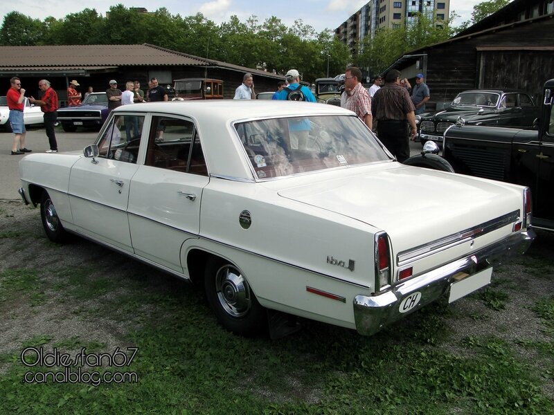 chevrolet-chevy-2-nova-sedan-1966-02
