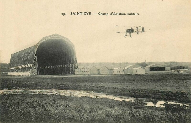 CPA Saint Cyr Camp d'aviation R
