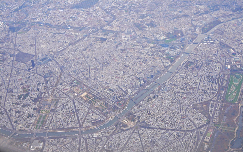 J0 CR avion 301119 13 ym Paris Tour Eiffel