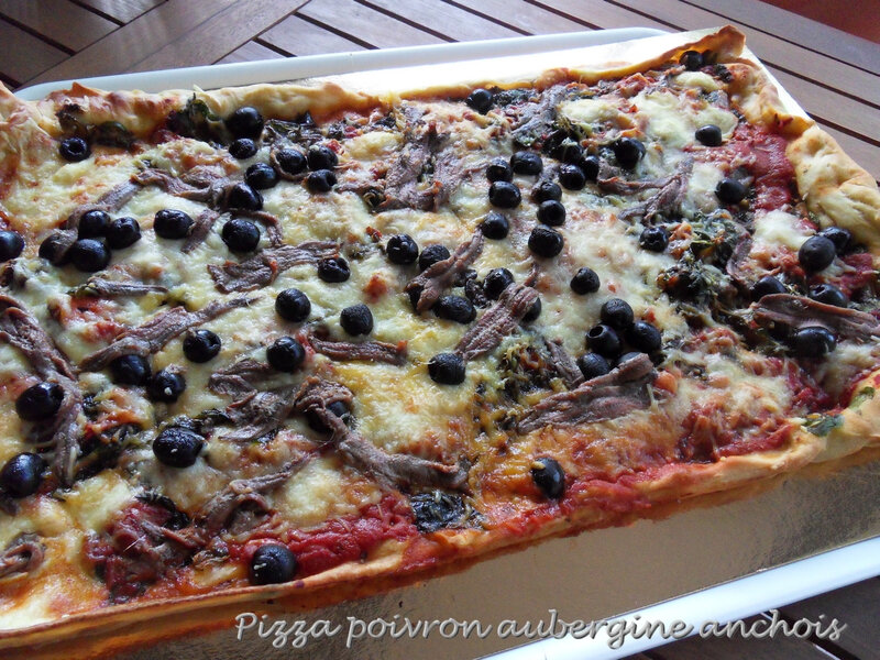 pizza poivron aubergine anchois1