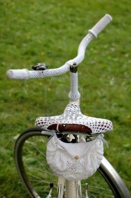 7606869-retro-bike-with-white-crochet-clothing