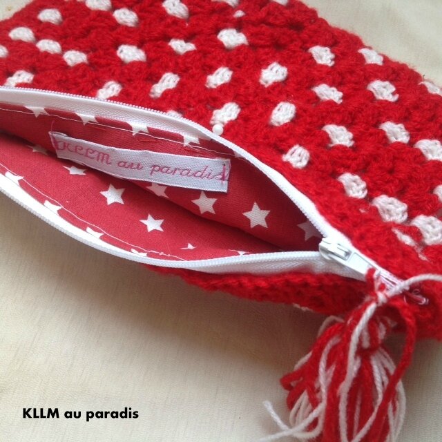 Pochette rouge 3