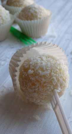 truffes_noix_de_coco_et_chocolat_blanc__7_