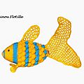 <b>doudou</b> poisson jaune en laine <b>fait</b>-<b>main</b>