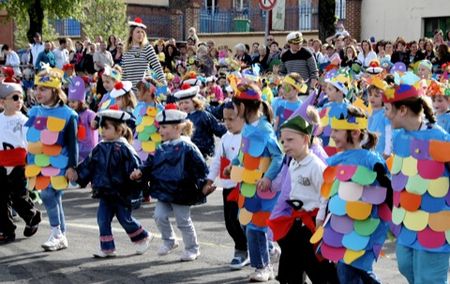 CARNAVAL_ECOLE_2010_Enfant_J_sus