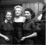 1956-03-03-BeverlyGlenBoulevard-press_party-022-with_churchill_sisters-1