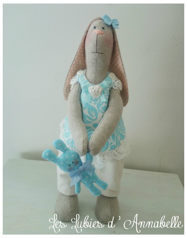 Lapin Tilda fille romantique