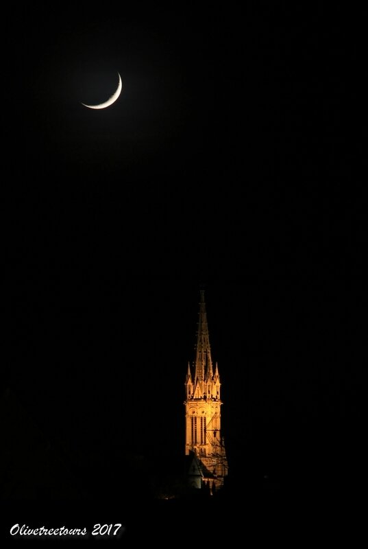 Lune / Moon Notre Dame de Lourdes
