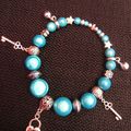 <b>Bracelet</b> perles magiques <b>bleues</b> <b>turquoises</b> & argenté