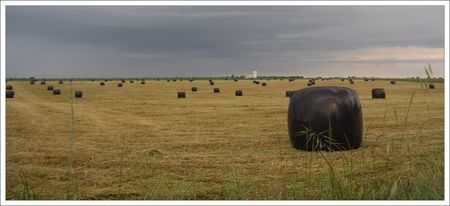 paysage_plaine_bottes_orage_matin_210509