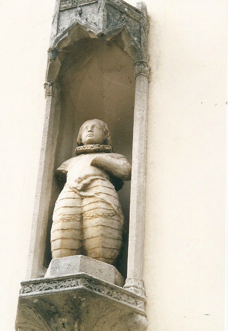 Domrémy-la-Pucelle, maison natale de Jeanne d'Arc, statue (88)