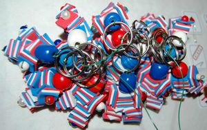 pin's et autres bleu blanc rouge (18)