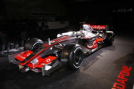 car_McLaren2008_small_1_