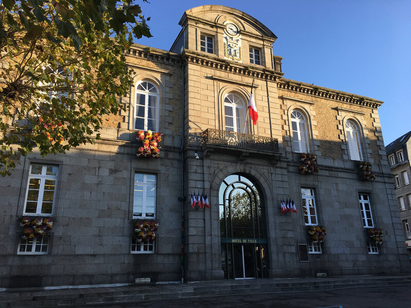 Avranches-hotel de ville-mairie