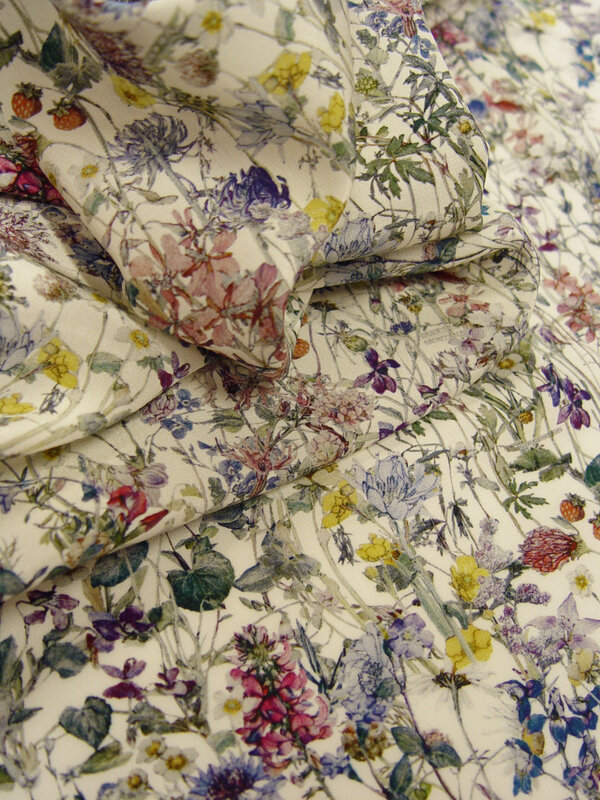 0234 0003 A Crepe de Chine Wildflowers-1