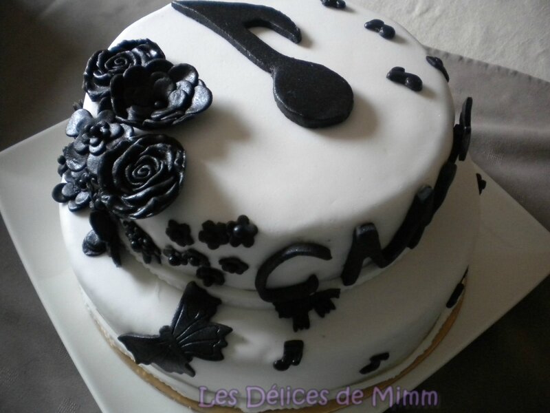 Gâteau Notes de Musique en noir et blanc 7