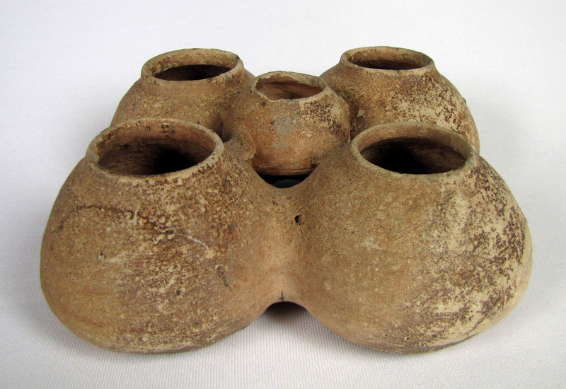 GÔM SÚ'. Ceramics from Viêt Nam, a 2000-Year History GÔM SÚ'. Ceramics from Viêt Nam, a 2000-Year History