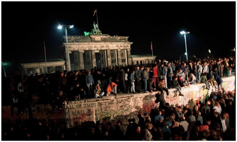 Chute du mur de Berlin, 11 novembre 1989
