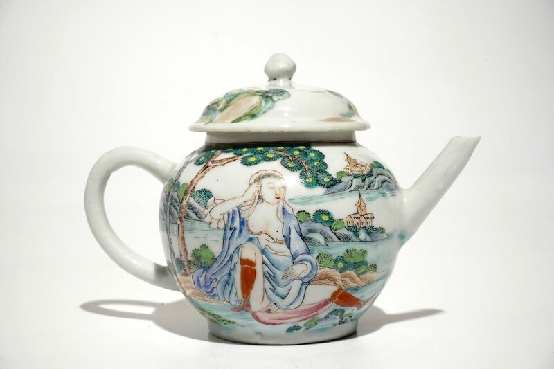 a-chinese-famille-rose-teapot-and-cover-with-erotical-design-qianlong-3