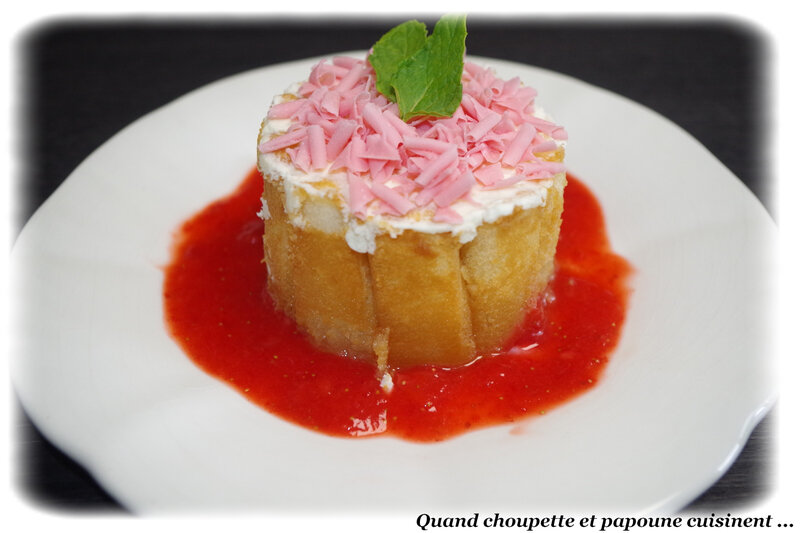 petites charlottes compote rhubarbe, chantilly chocolat blanc-3242