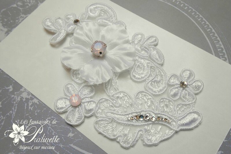 bijoux-mariage-de-peau-dentelle-strass-rose-et-fleur-rozen-5