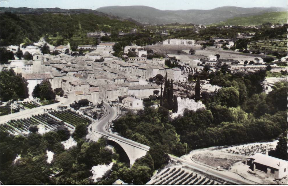 Trans en Provence-Vue aérienne sur le village
