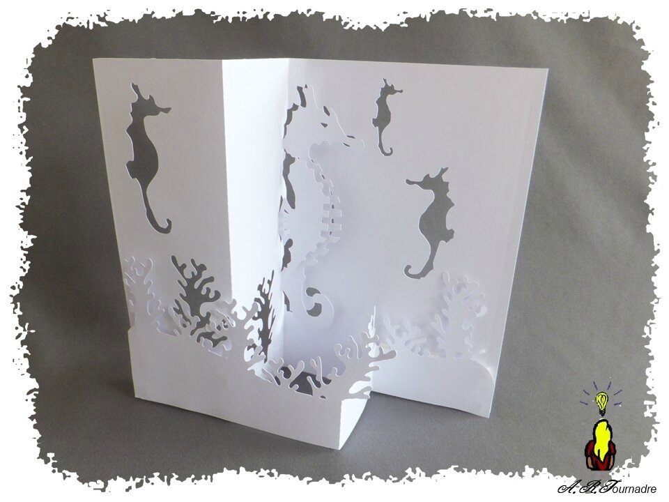 ART 2017 07 hypoccampe kirigami 4