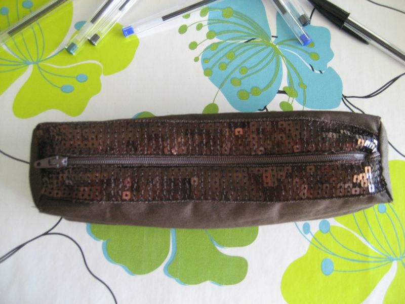 Trousse à paillettes de Caroline