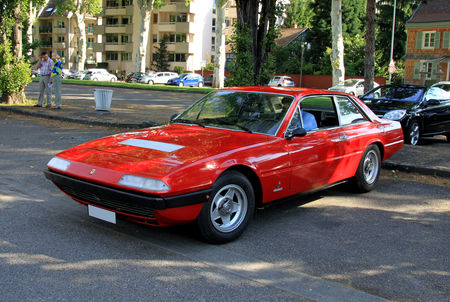 Ferrari_365_GT4_2_2___1972_1976___Retrorencard_juin_2010__01