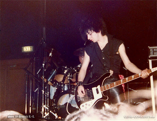 1982 06 07 The Cure Olympia 02