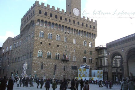 piazza_della_signora_da_giorno