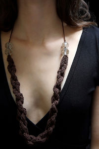 collier_tricot