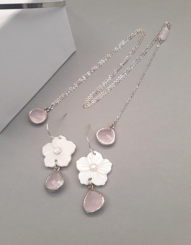 bijoux-mariage-parure-fleurs-nacre-rose-opal-2