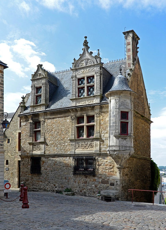 Le_Mans_-_Maison_de_la_Tourelle_01