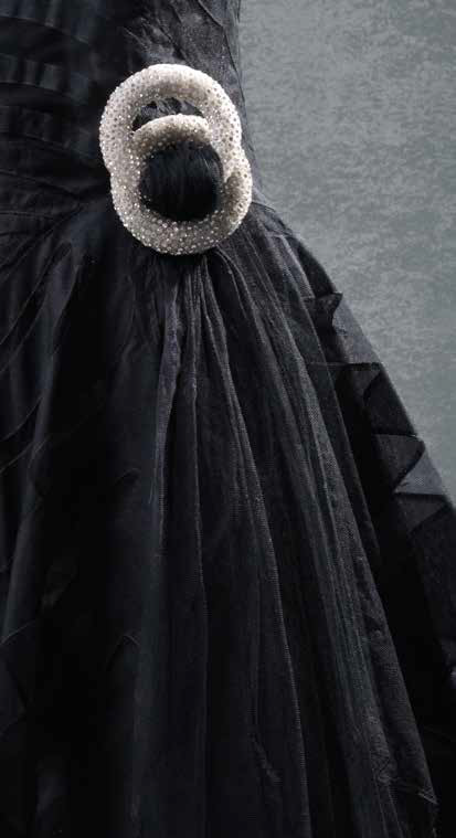 Cristóbal Balenciaga, détail de robe du soir courte en taffetas et tulle, vers 1927