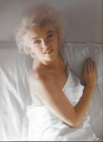 1961-11-17-santa_monica-by_douglas_kirkland-bed-050-5a