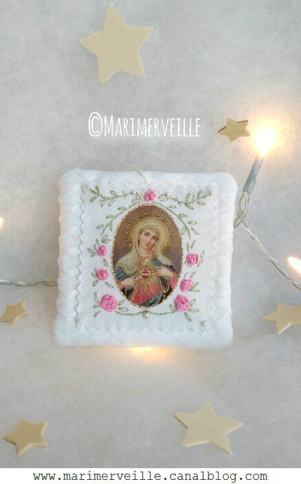Marimerveille comme un Scapulaire fleuri N°5