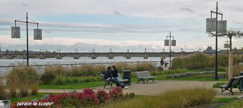 Pont_de_Pierre_Bordeaux