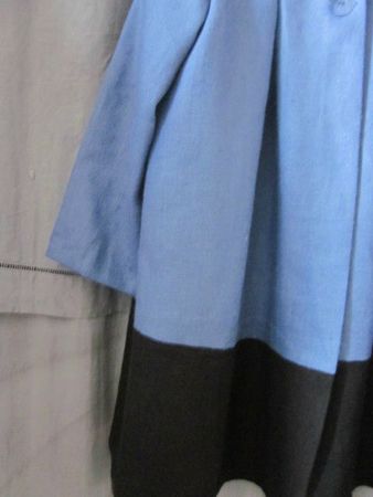 manteau d'été bicolore en lin bleu france et noir (12)