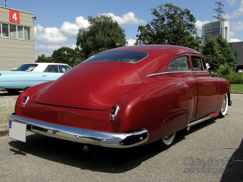chevrolet-fleetline-2door-sedan-custom-1950-02