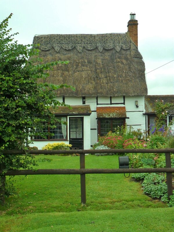 in england photo by CAMPERVEN ALDRIDGE (4)