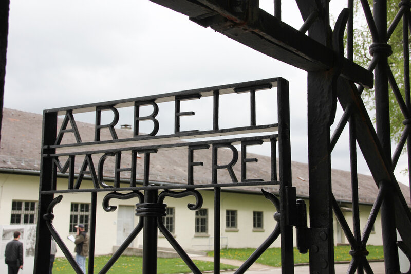 13-Isabelle Dachau