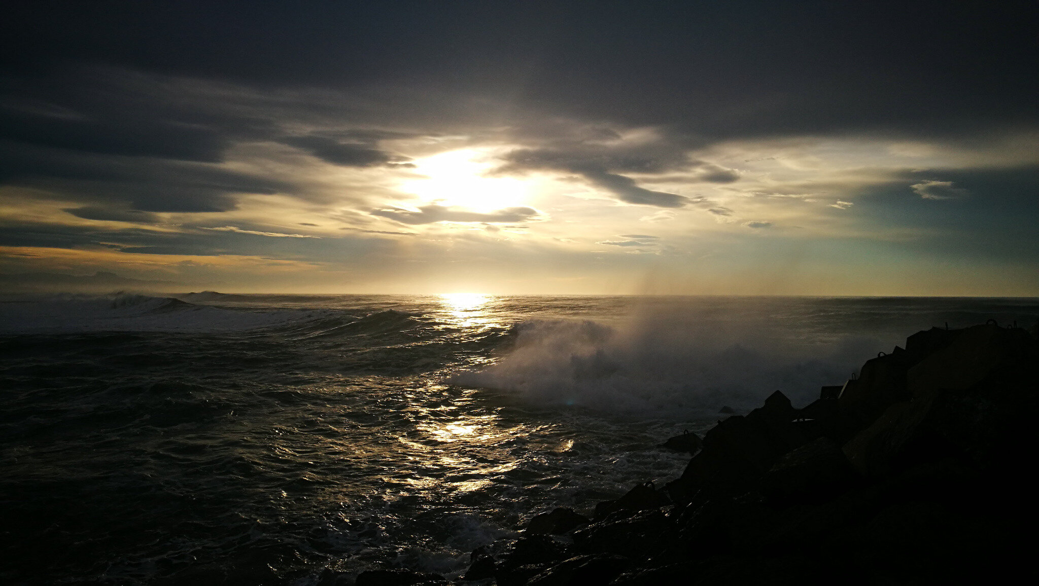 Anglet, La Barre, océan et vague, février 19