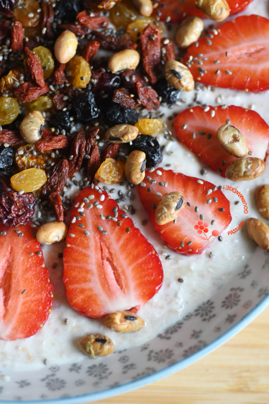 Crème Budwig, fraises, fruits secs & graines_4