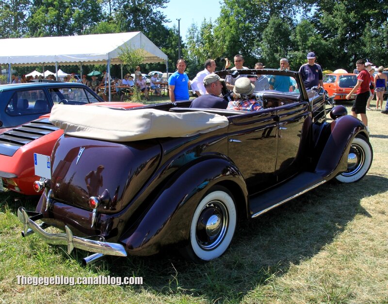 Ford model 68 4door convertible de 1936 (6ème Fête Autorétro étang d' Ohnenheim) 02