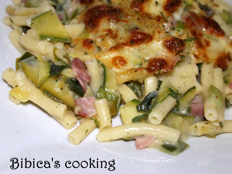Macaroni jambon sauce poireaux _ courgette {Cooking Chef} part gros plan