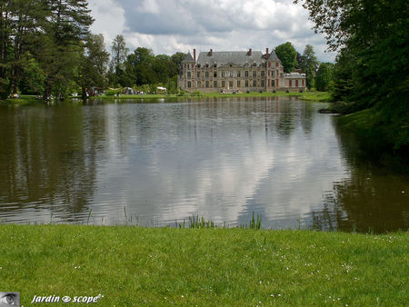 9340_Chateau_et_reflets